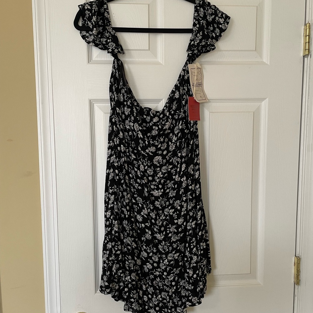 NWT Target (Mossimo Supply Co) Black Floral Off Shoulder Convertible Mini Dress